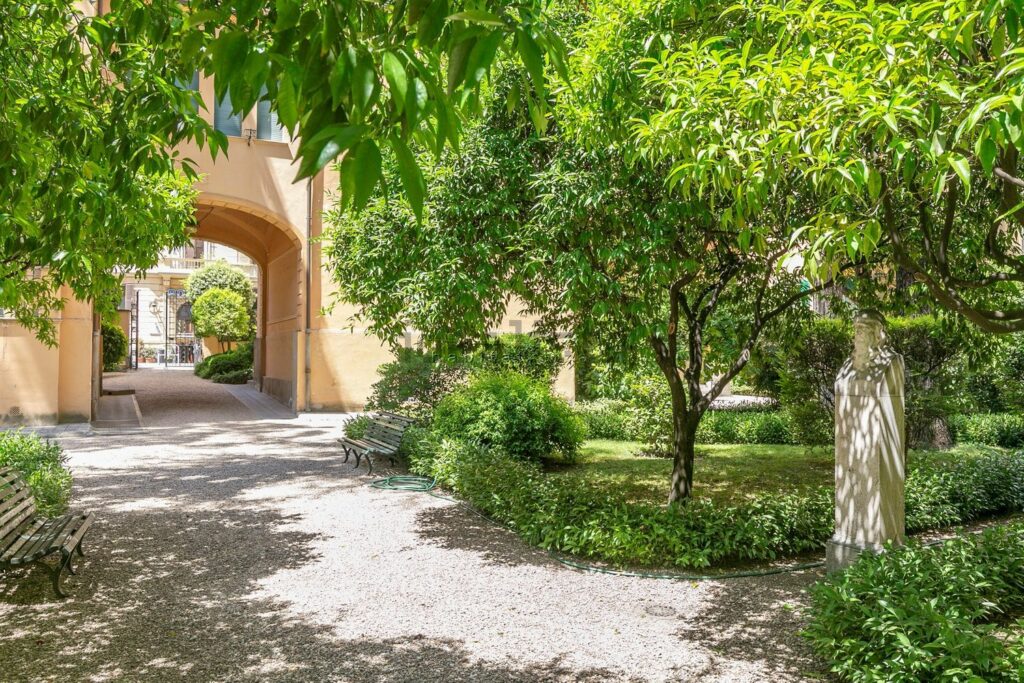 Foto giardino della Scuola